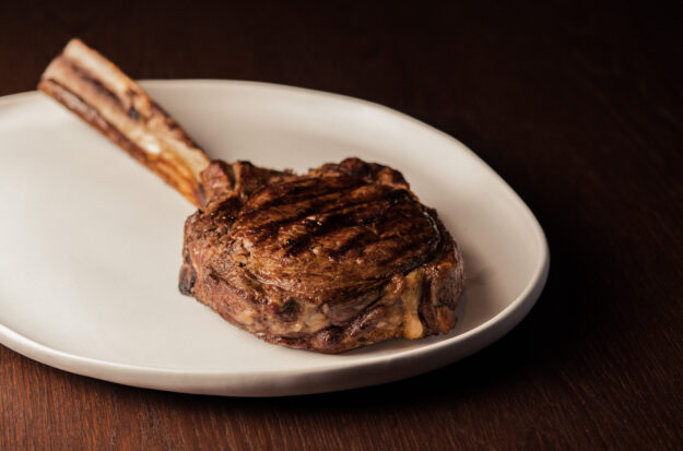 Entrevistamos a Dani García sobre “Leña”, su nuevo restaurante que no te puedes perder