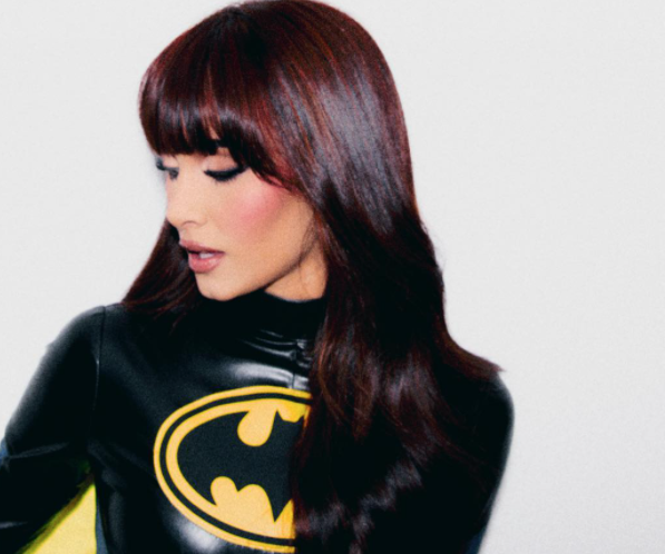Aitana batgirl
