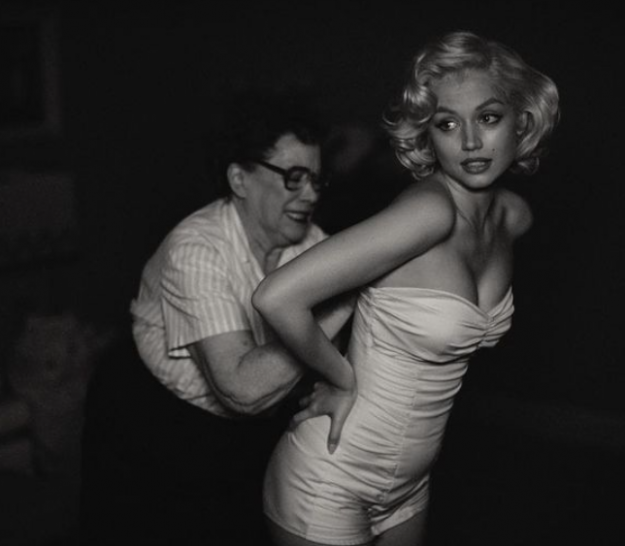 Ana de Armas Blonde Ana de Armas Blonde