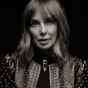 Teresa Helbig galardonada con el Premio Nacional de Diseño de Moda