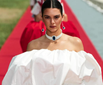 Jacquemus presenta su nueva colección y hace historia en el Palacio de Versalles