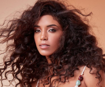 Athenea Pérez, Miss Universo España 2023, en el centro de la polémica por su color de piel