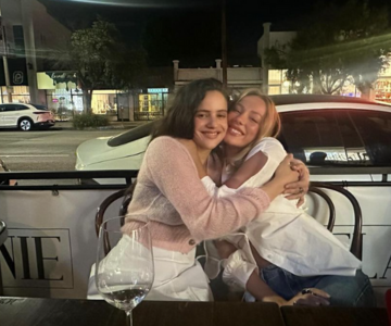 Rosalía y Ester Expósito