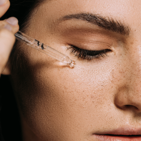 Destacada pequeña portada exterior – Into the Glow