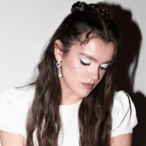 Destacada pequeña portada exterior – Into the Glow (1)