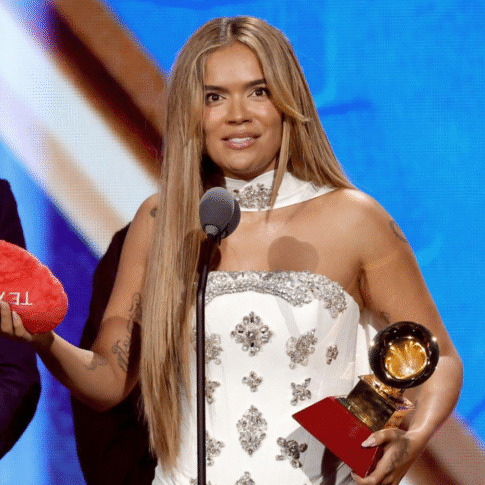 Destacada pequeña portada exterior – Into the Glow